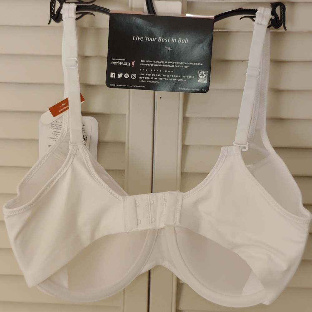 Bali Women's White Underwire Bra - Picture 4 of 5